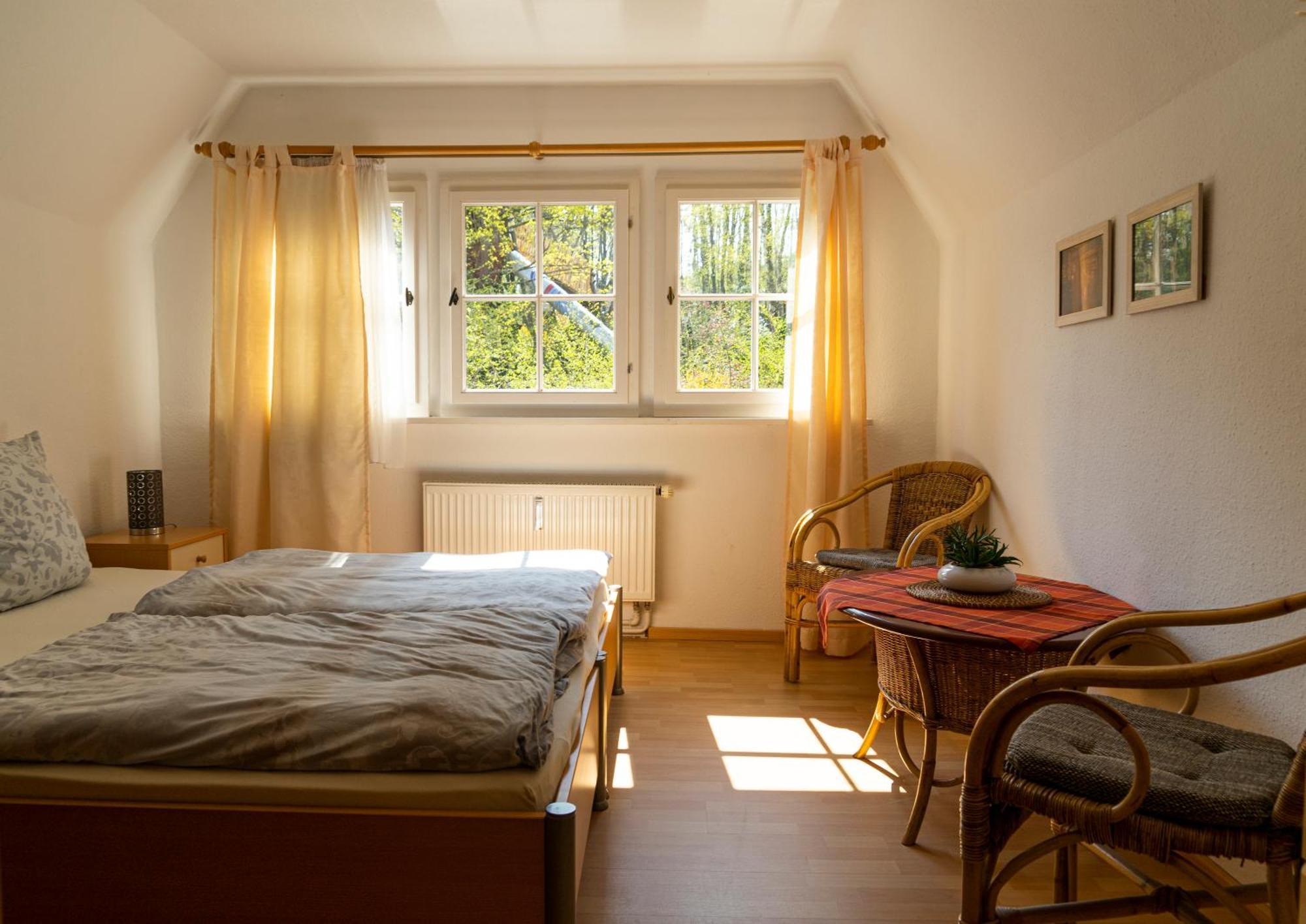 Saalfeld Saale Quellenhaus Feengrotten מראה חיצוני תמונה
